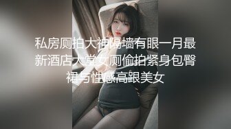 坑爹女技师兼职女主播偷拍目测70岁的大爷去做保健解开人家的文胸摸奶没几下就被女技师给撸射了