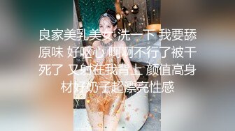 商场女厕全景厕拍蓝衣蓝裤年轻美眉肥美的鲍鱼已开始变黑了