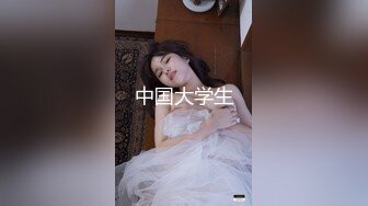 【重磅核弹绿帽淫妻】极品丝袜淫妻博主『2Tgdt』伺候老婆被各种玩超级贱 银色连衣裙内射 制服肛塞喷精潮吹 (3)