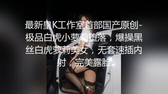 超级H奶波霸良家少妇,这对大奶子比头都大,俩手壹起都抓不完