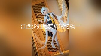 -两个女人眼睁睁看着一个女人被操 穿红色衣服的美女很有感觉也想被 草