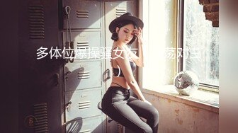 超级巨无霸-  风韵少妇、配上这顶级诱惑的喷血巨乳，真的好想把鸡巴插到她的胸里 乳交！